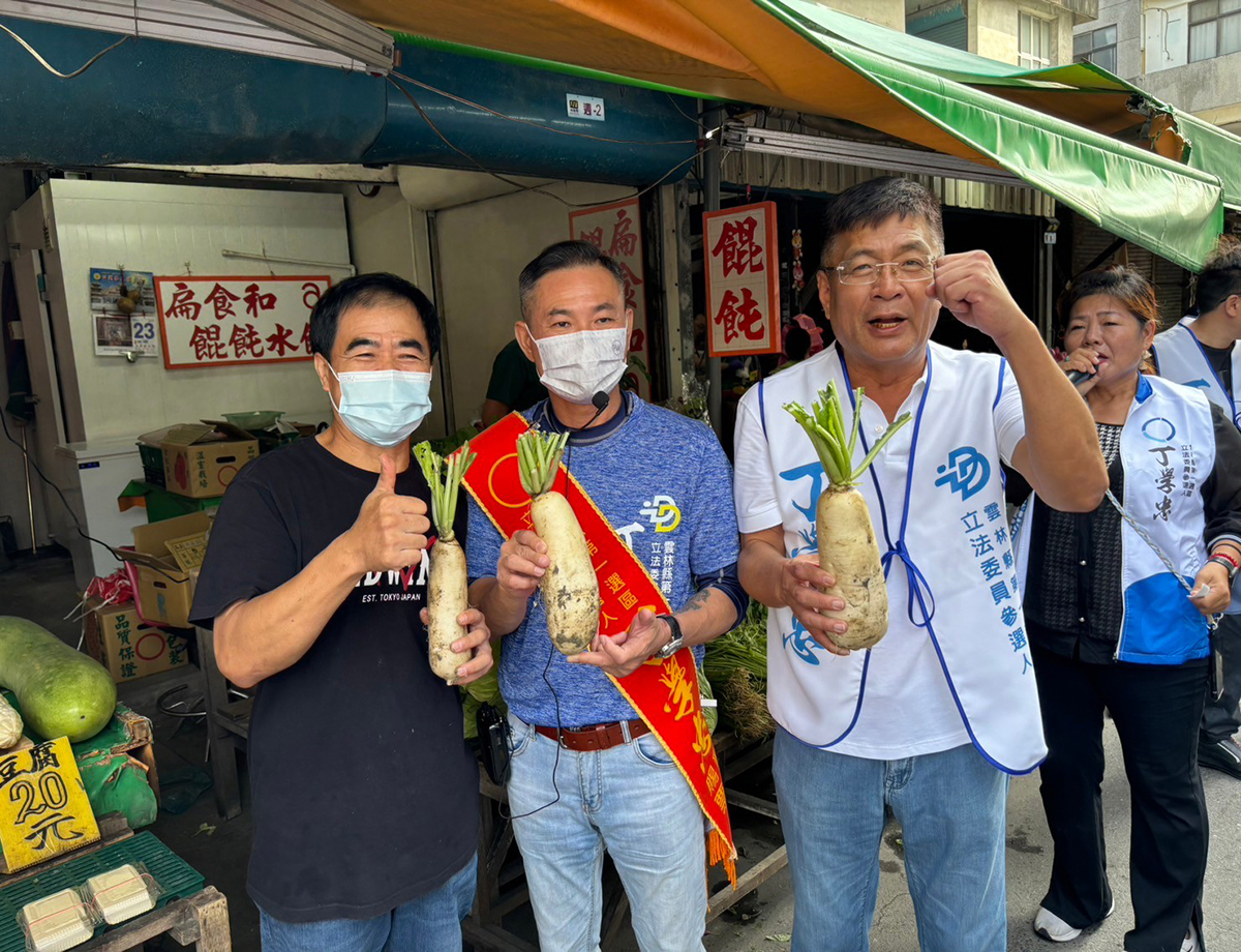 Read more about the article 四湖早市徒步拜訪